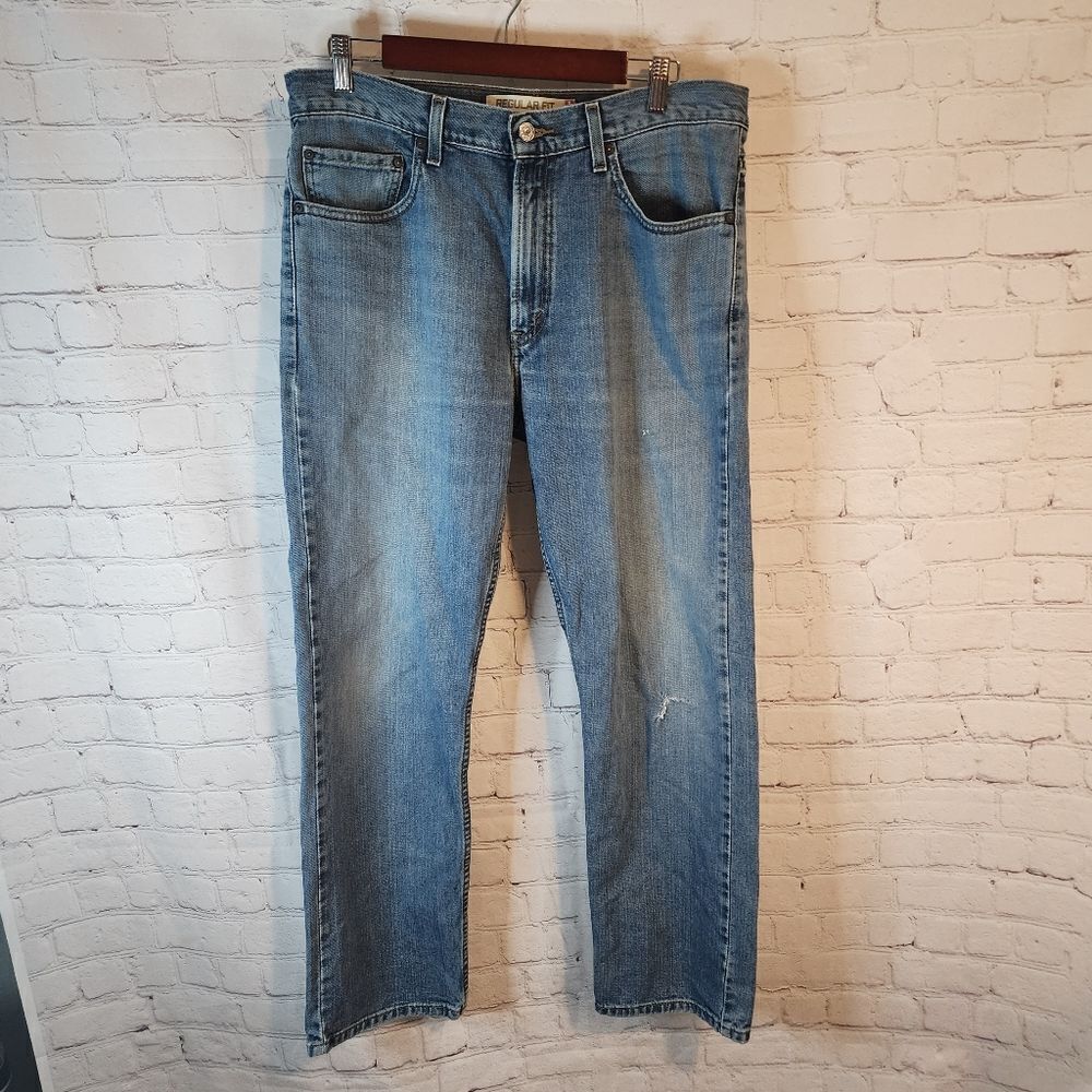 Men's Levi's 505 "Regular Fit" jeans, size  34 X 30